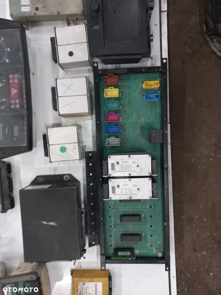 Sterownik,Moduł,Licznik 710147A2,RE231727,86013117,7700022917,3788837M1,3618318M02,AUTO5,NS-107236,NS-107237,NS-107213,1118267.0, 464030010A,11085960,1171850,117231.1, 33373030, EHR,CLAAS,CEBIS,VALTRA,MASSEY,RENAULT,JOHN DEERE,FORD,JEDNOSTKA STERUJĄCA,CS 86, - 4