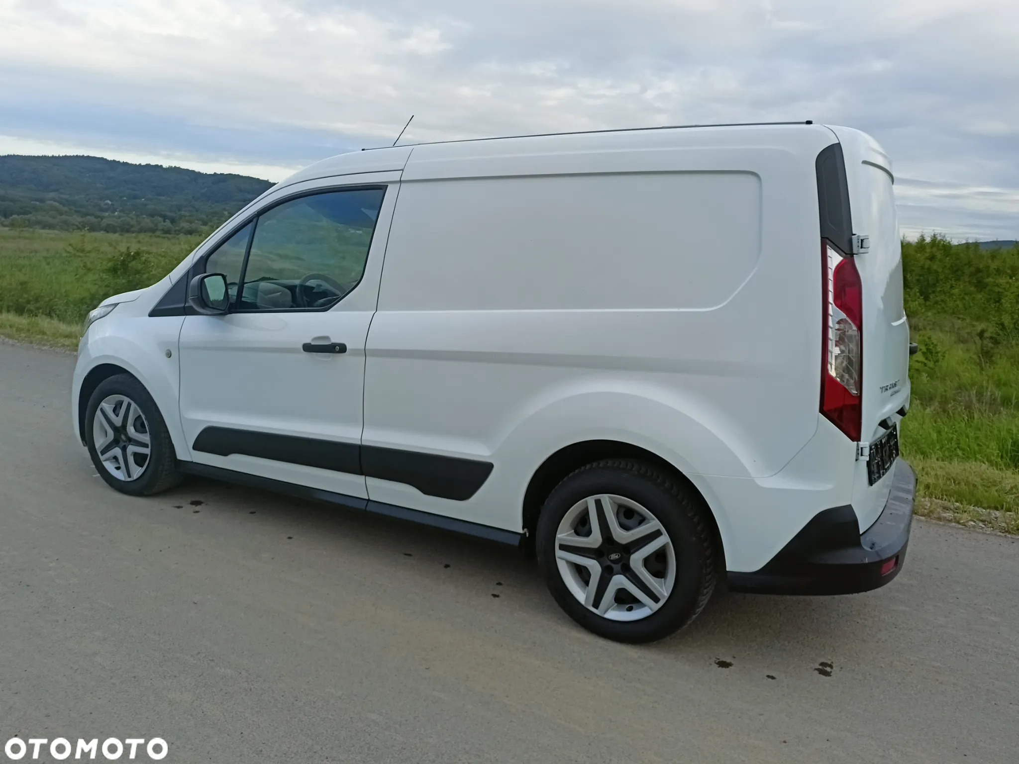 Ford Transit connect - 9