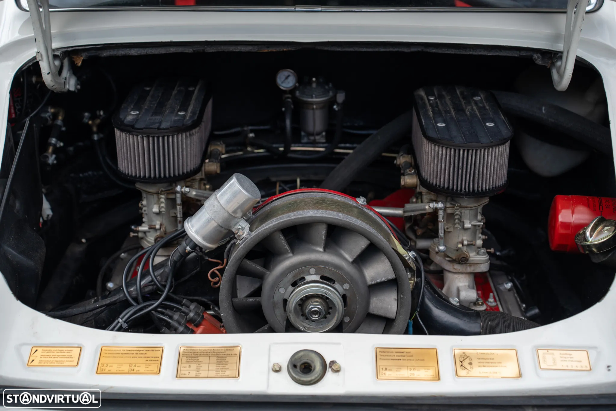 Porsche 911 Série F - 31