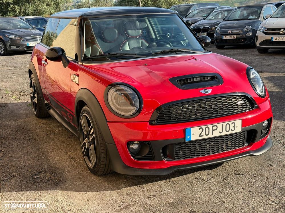 MINI 3 Portas Cooper D - 4