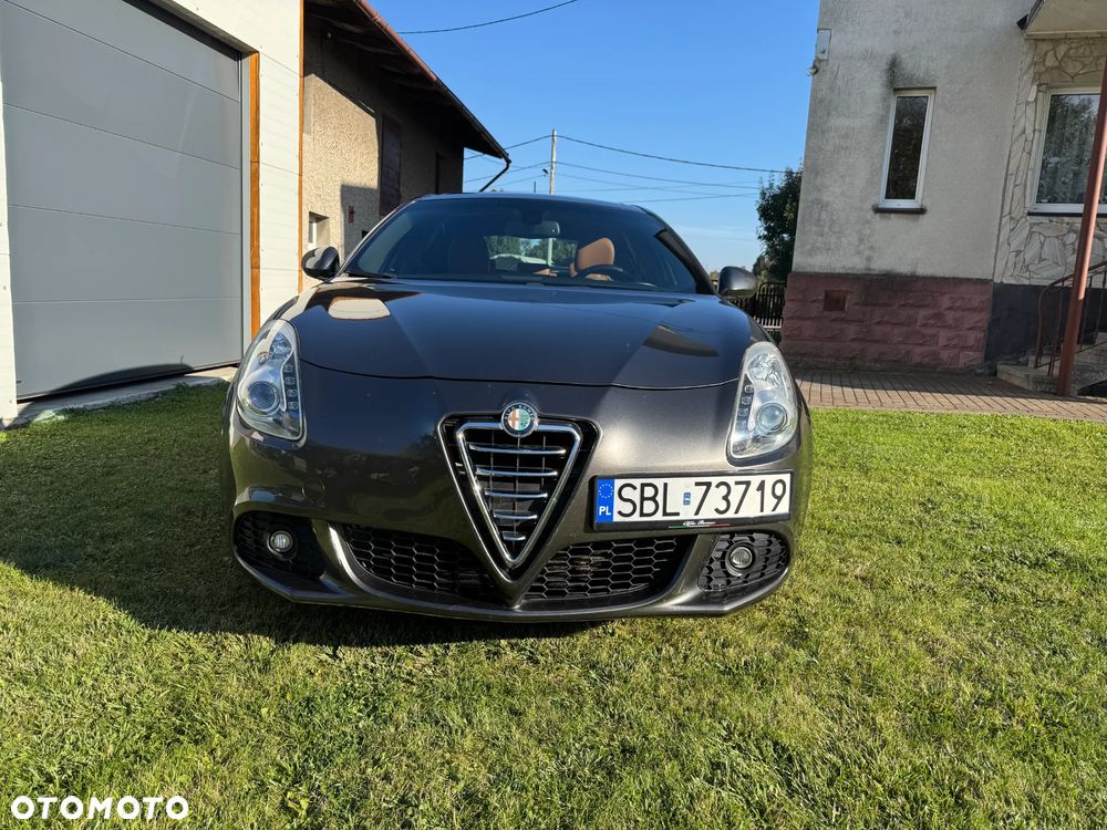 Alfa Romeo Giulietta - 2