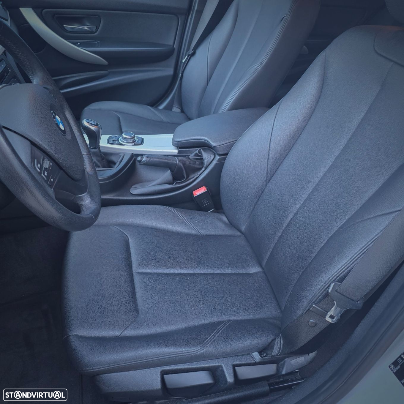 BMW 320 d Touring EfficientDynamics Line Sport - 12