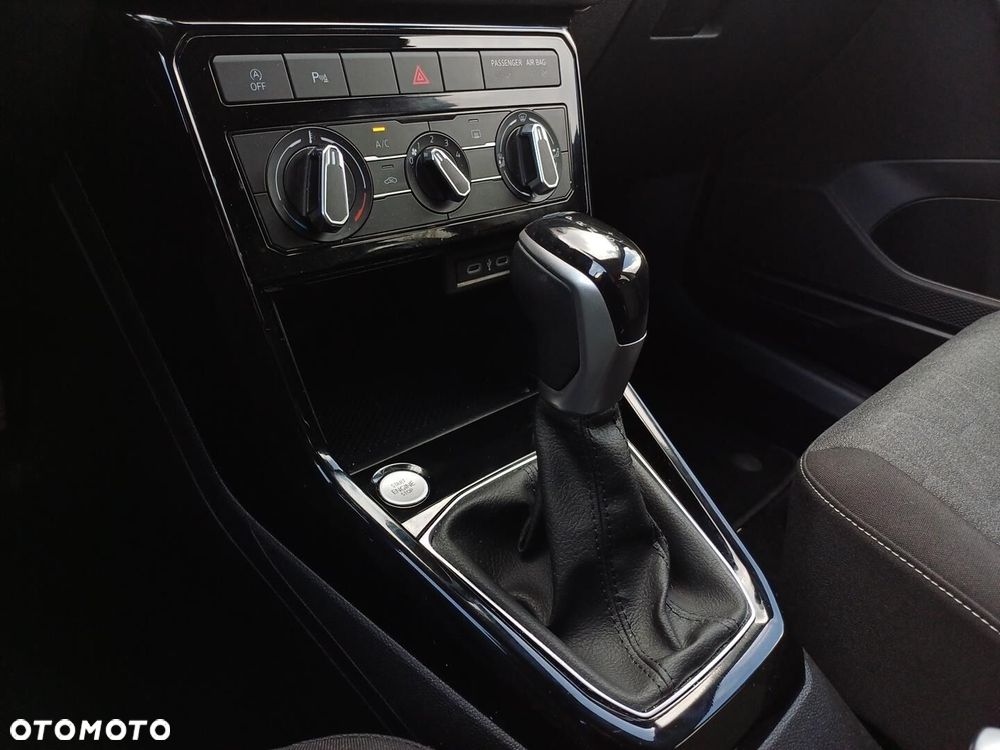 Volkswagen T-Cross 1.0 TSI Life DSG - 26