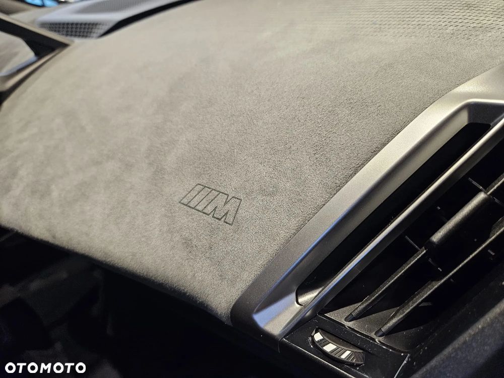 BMW iX xDrive45 - 11