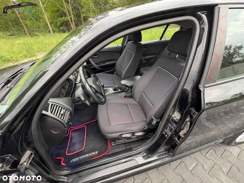 BMW Seria 1 118i Edition Sport - 24