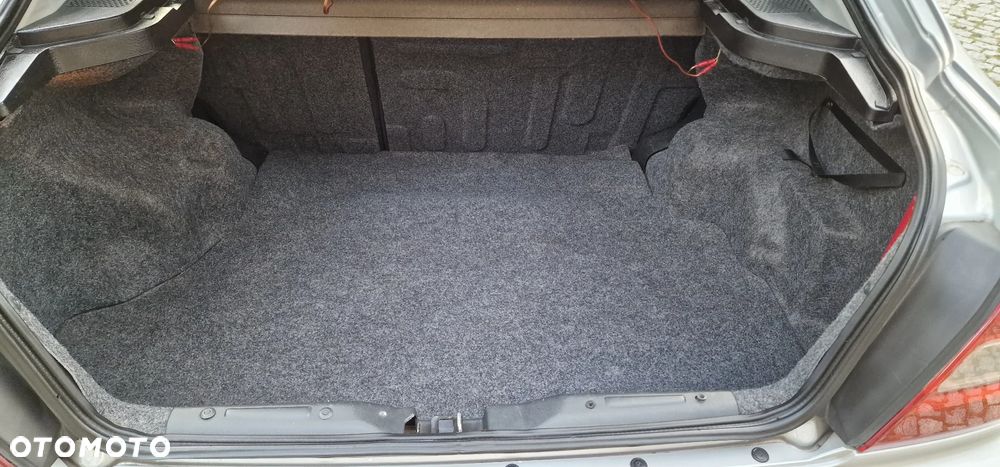Honda Civic 1.4i S - 20