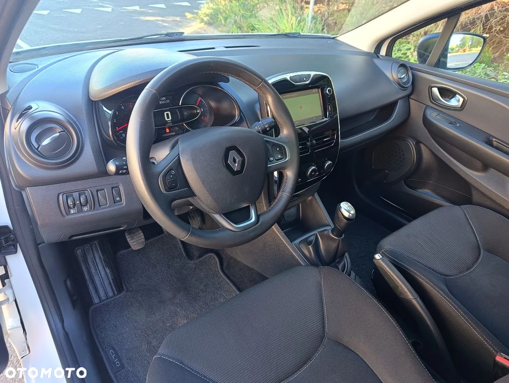 Renault Clio (Energy) dCi 90 Start & Stop INTENS - 10