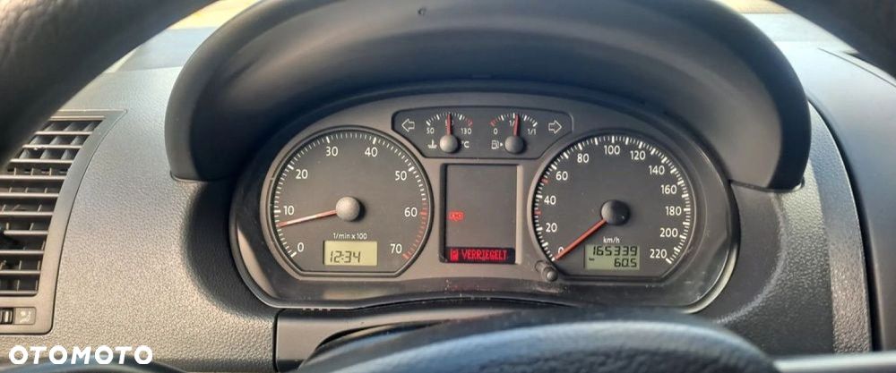 Volkswagen Polo - 10