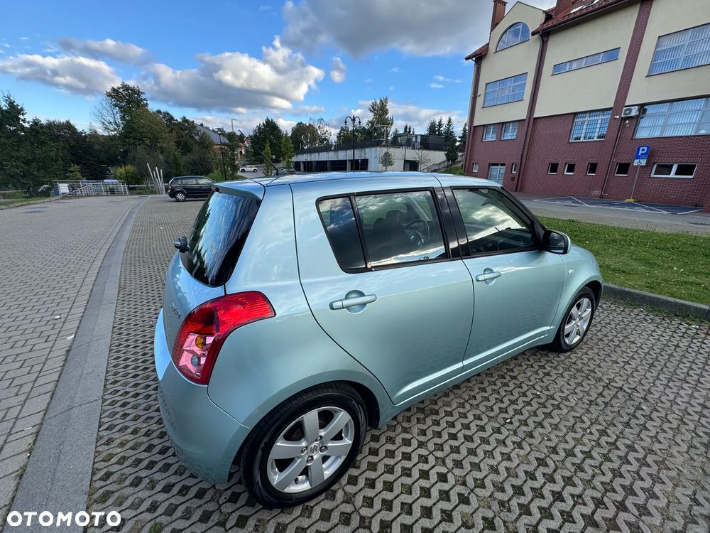 Suzuki Swift - 17