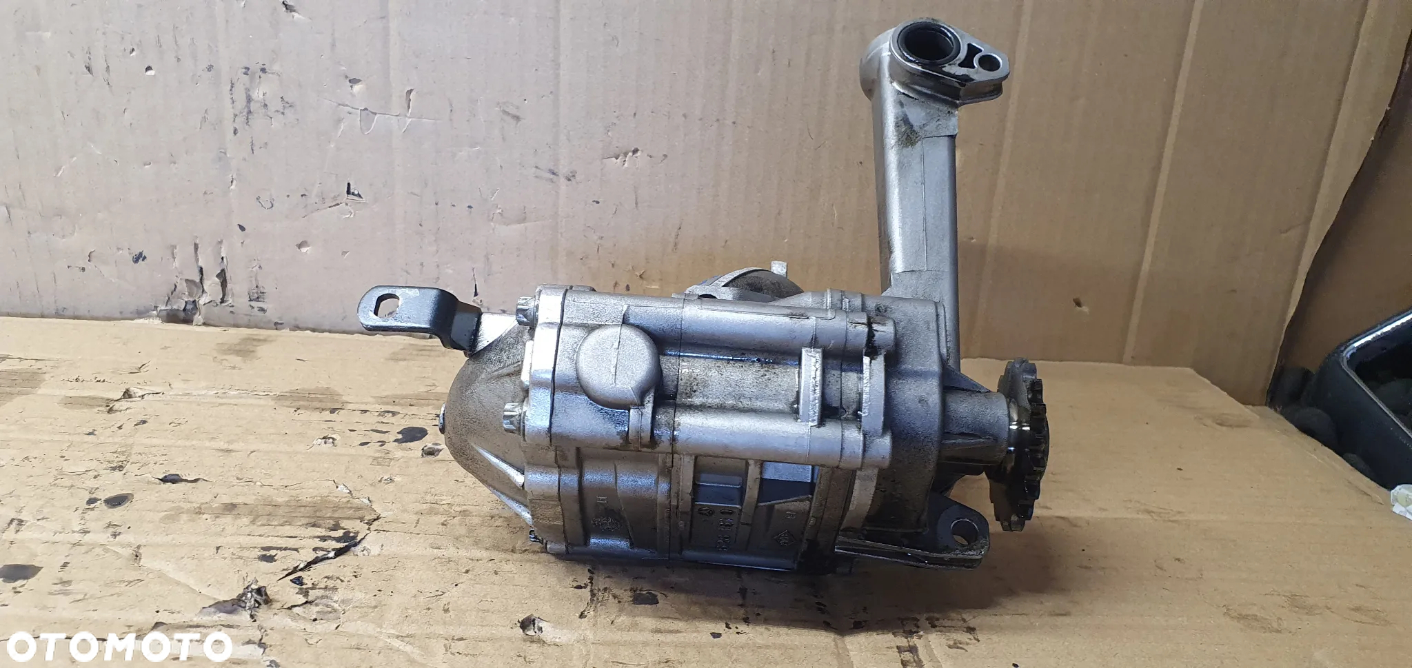 Pompa oleju olejowa Mercedes ML W163 4.0 CDI 6281810040 - 6