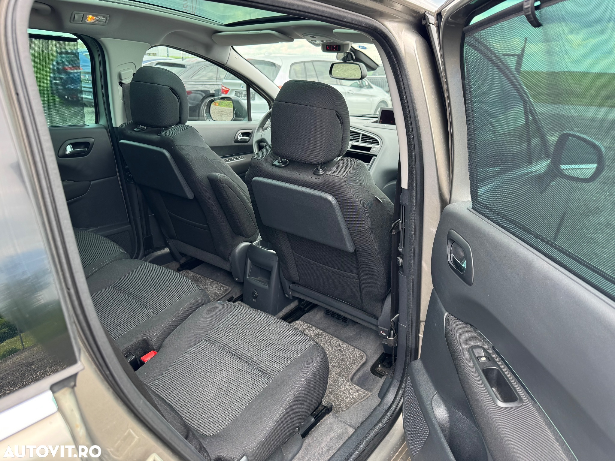 Peugeot 5008 1.6 THP Active - 8