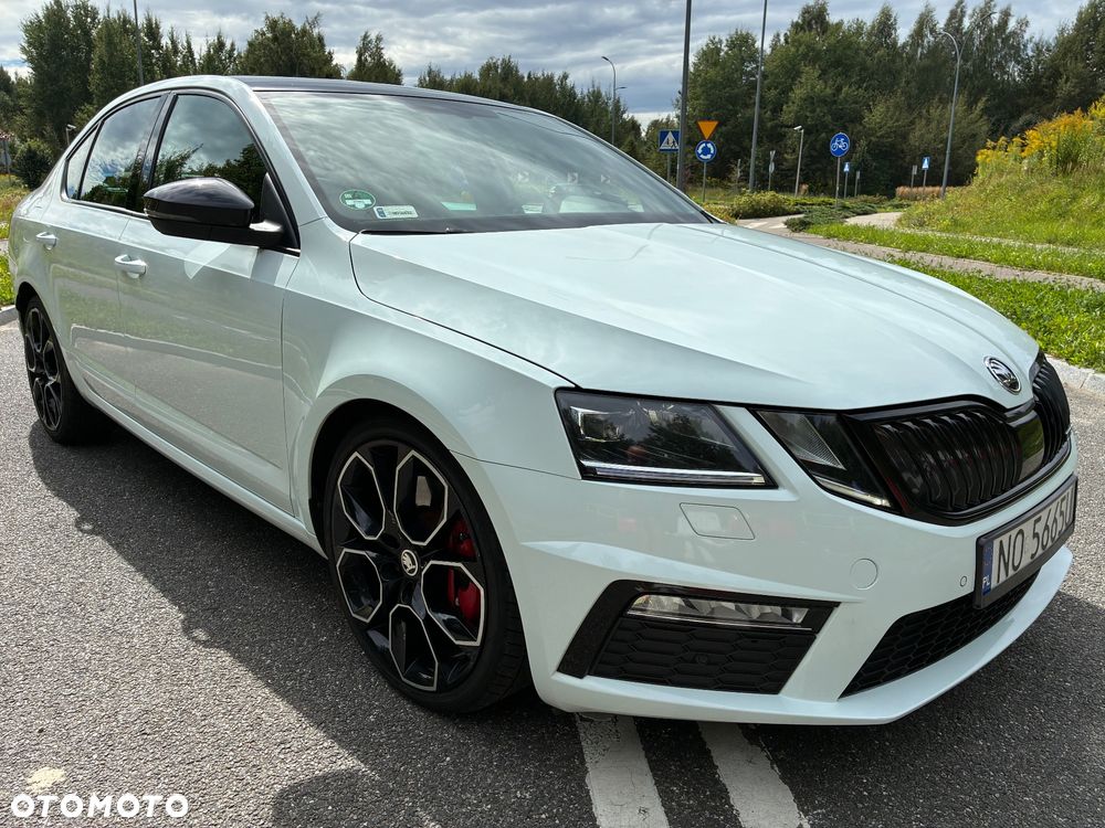 Skoda Octavia 2.0 TSI RS Challenge 245 DSG - 1