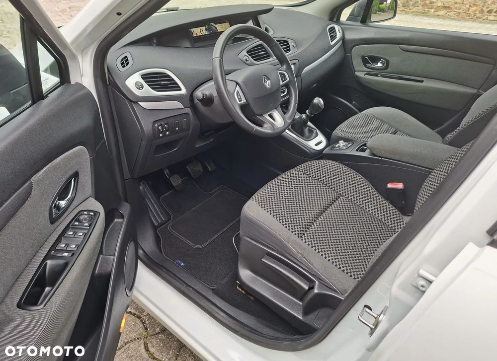 Renault Scenic 1.6 16V 110 TomTom Edition - 5