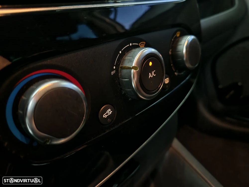 Renault Clio 1.5 dCi Limited - 16