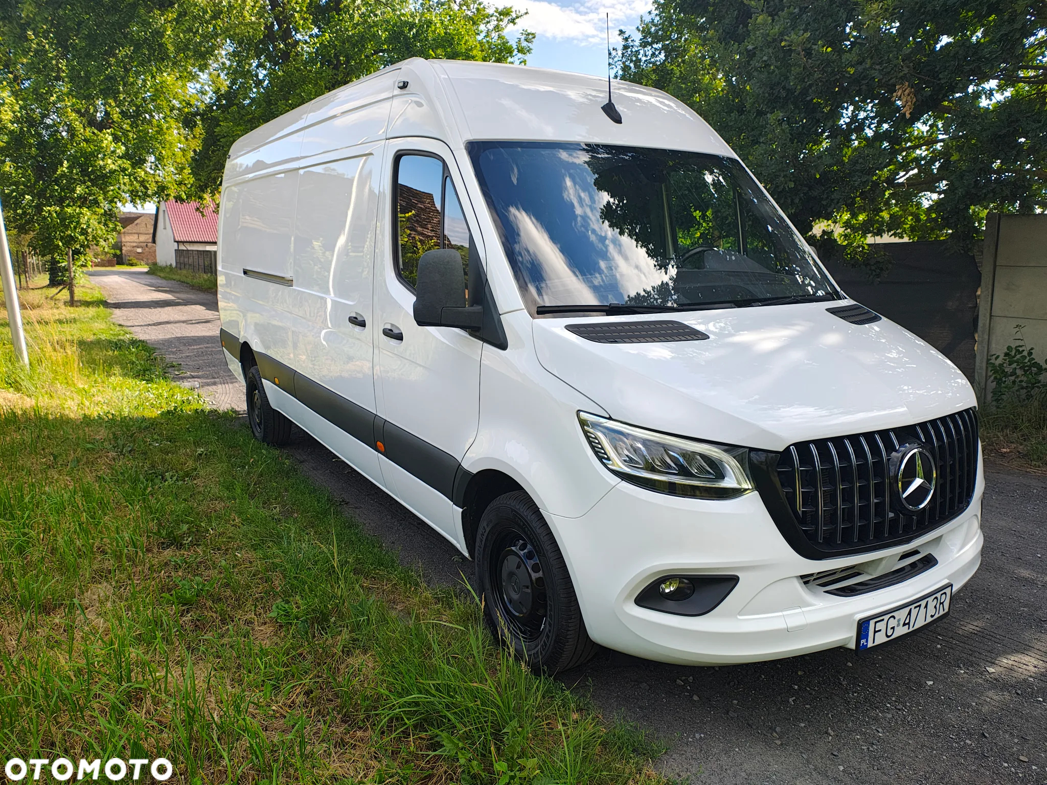 Mercedes-Benz Sprinter - 3