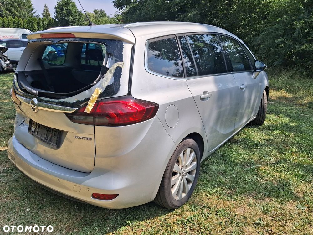 Opel Zafira - 7