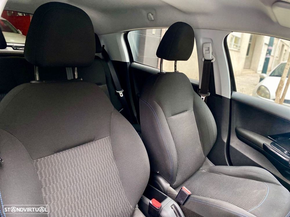 Peugeot 208 1.6 BlueHDi Style - 24