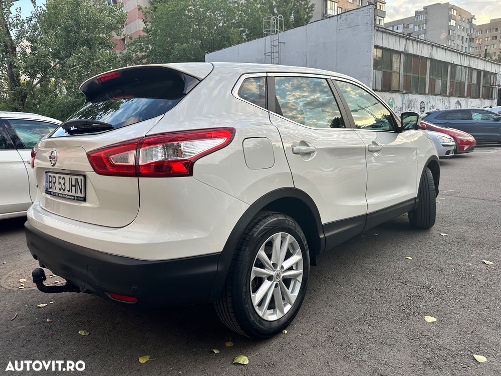 Nissan Qashqai 1.6 DCI Start/Stop X-TRONIC N-Connecta - 6
