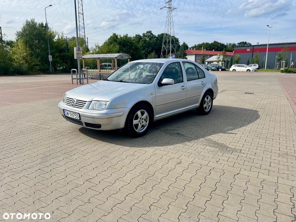 Volkswagen Bora - 1