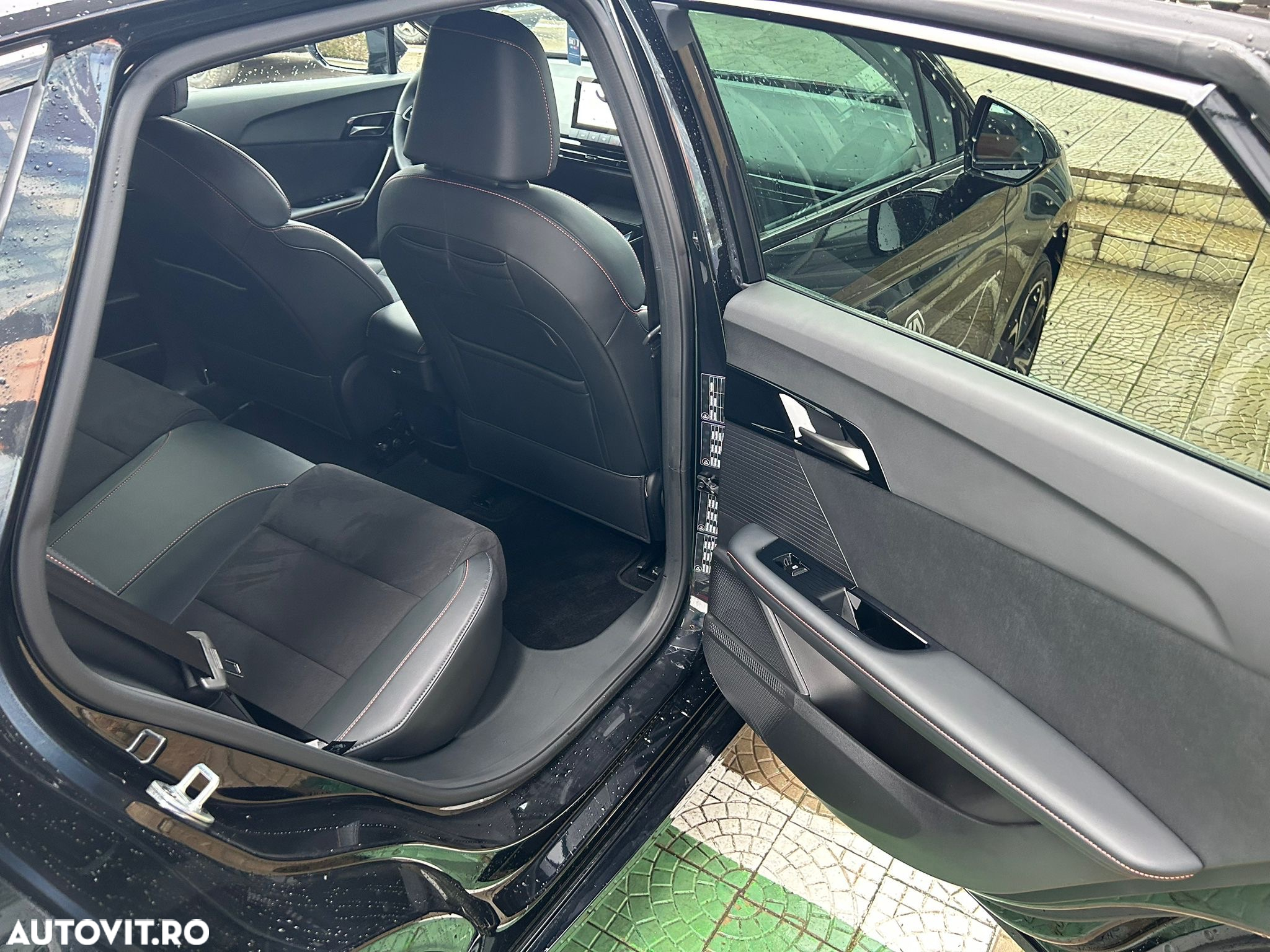 MG MG4 EV 64 kWh XPower - 17