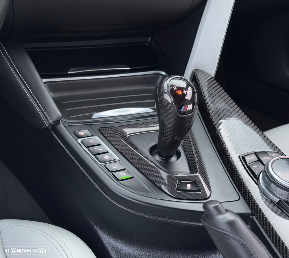 BMW M4 Auto - 16