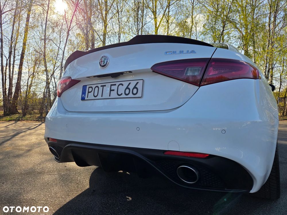 Alfa Romeo Giulia 2.2 AT8-Q4 Veloce - 13