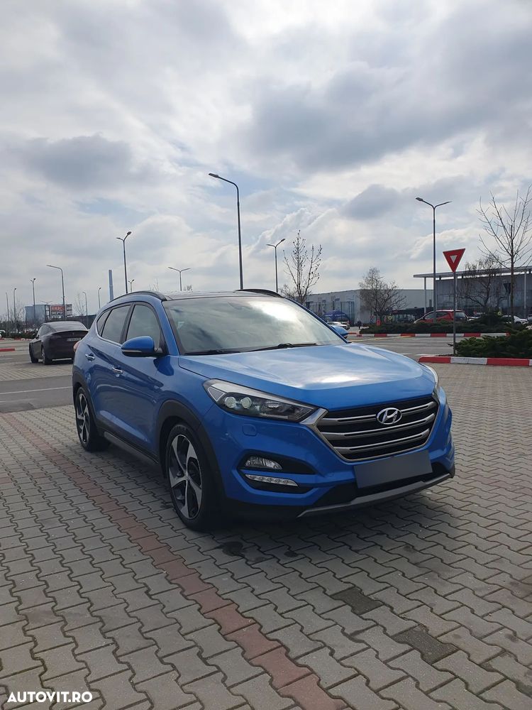 Hyundai Tucson 2.0 CRDI 4WD Automatik Style - 13