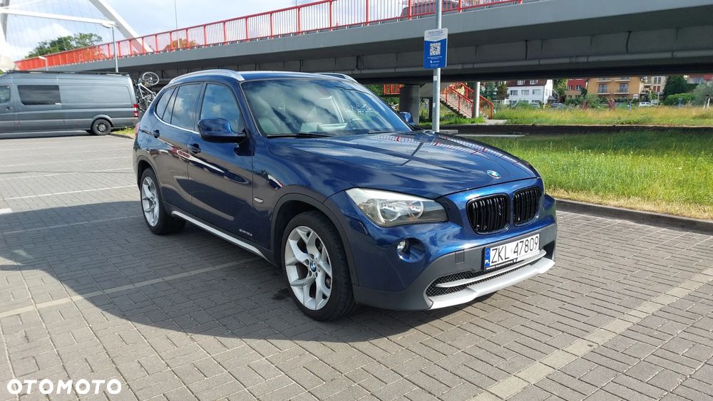 BMW X1 xDrive18d xLine - 8