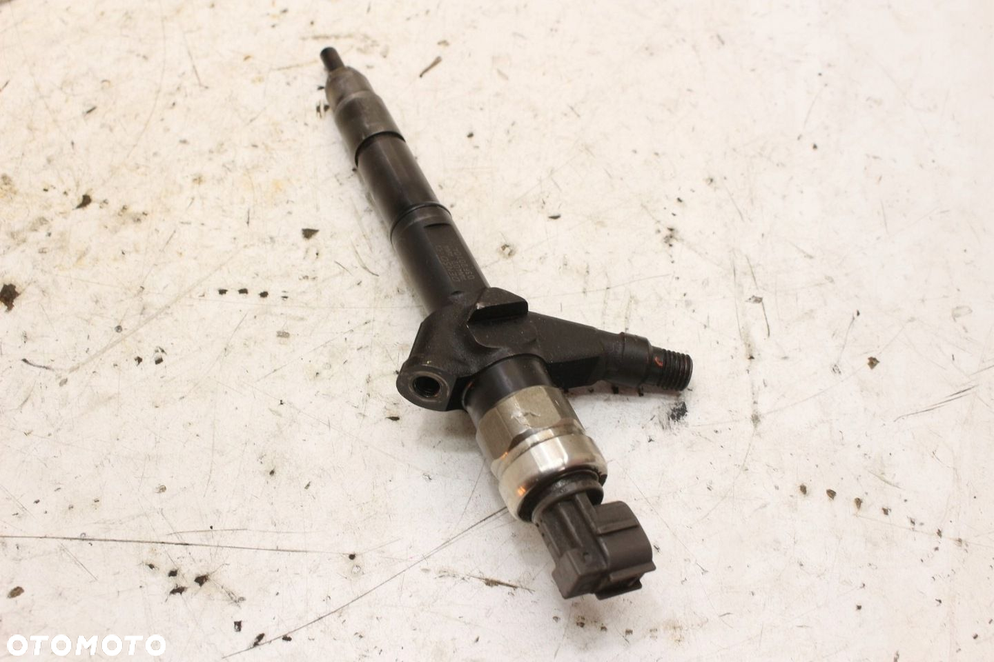 Wtryskiwacz AW402AW4 Nissan X-Trail - 4