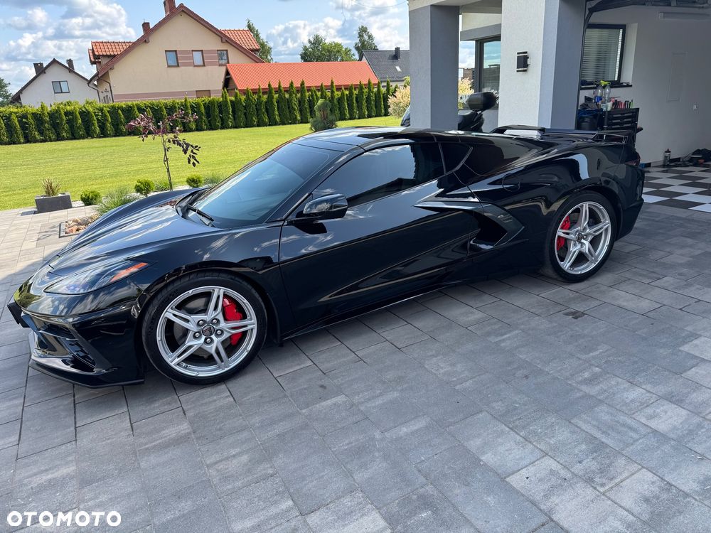 Chevrolet Corvette - 23