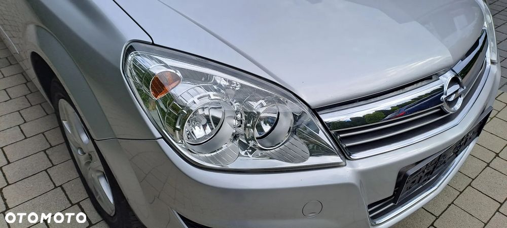 Opel Astra 1.6 Edition Sport - 11