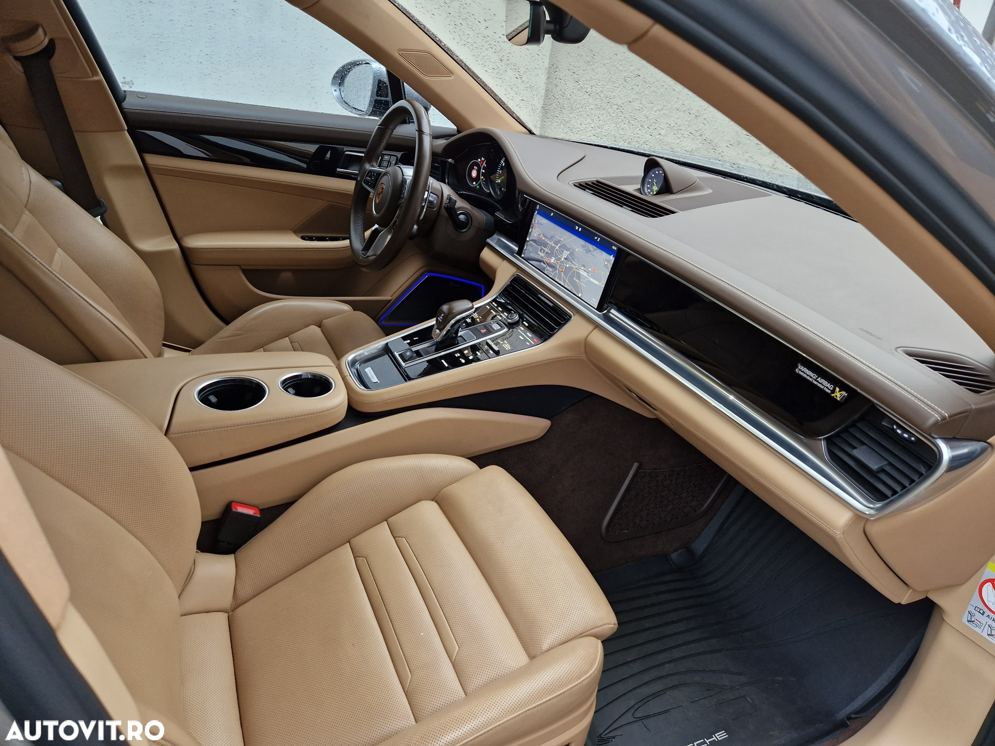 Porsche Panamera - 21