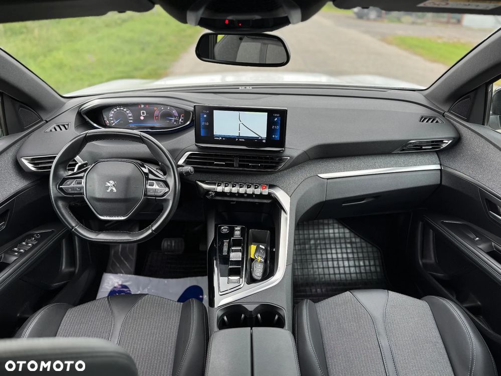 Peugeot 3008 1.5 BlueHDi Allure Pack S&S EAT8 - 31