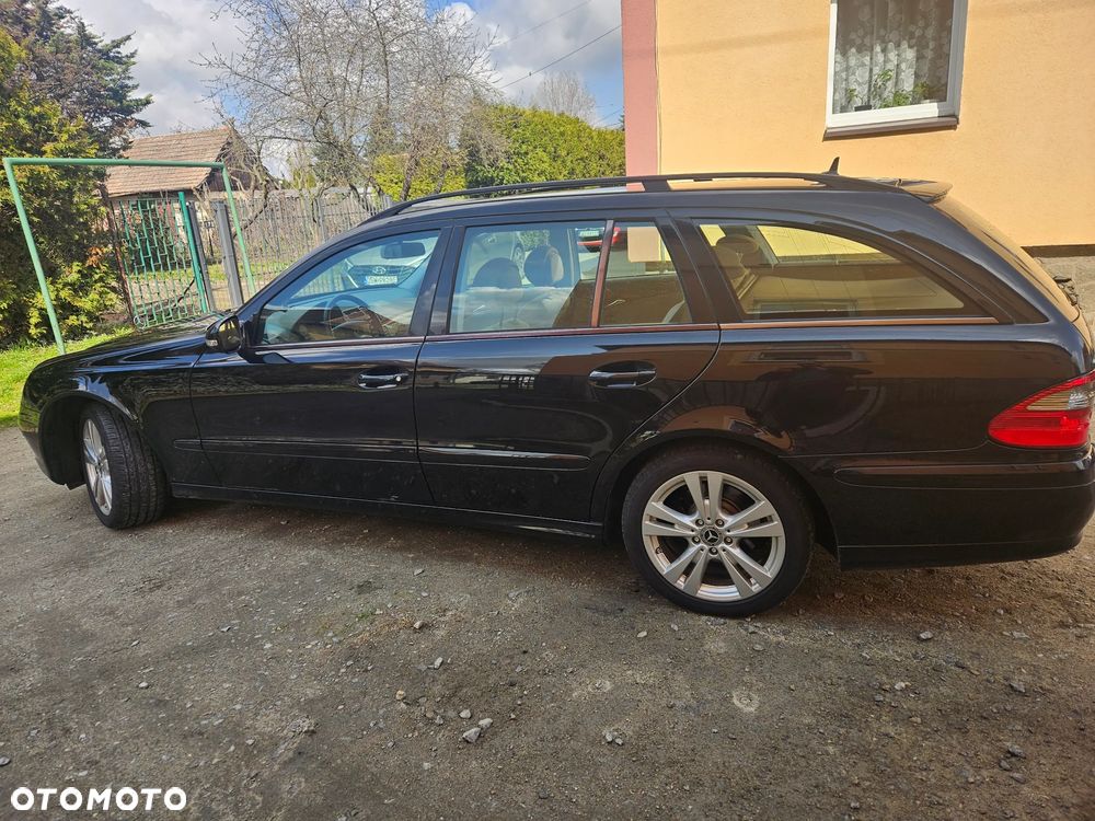 Mercedes-Benz Klasa E 200 Kompressor Automatik Classic - 5