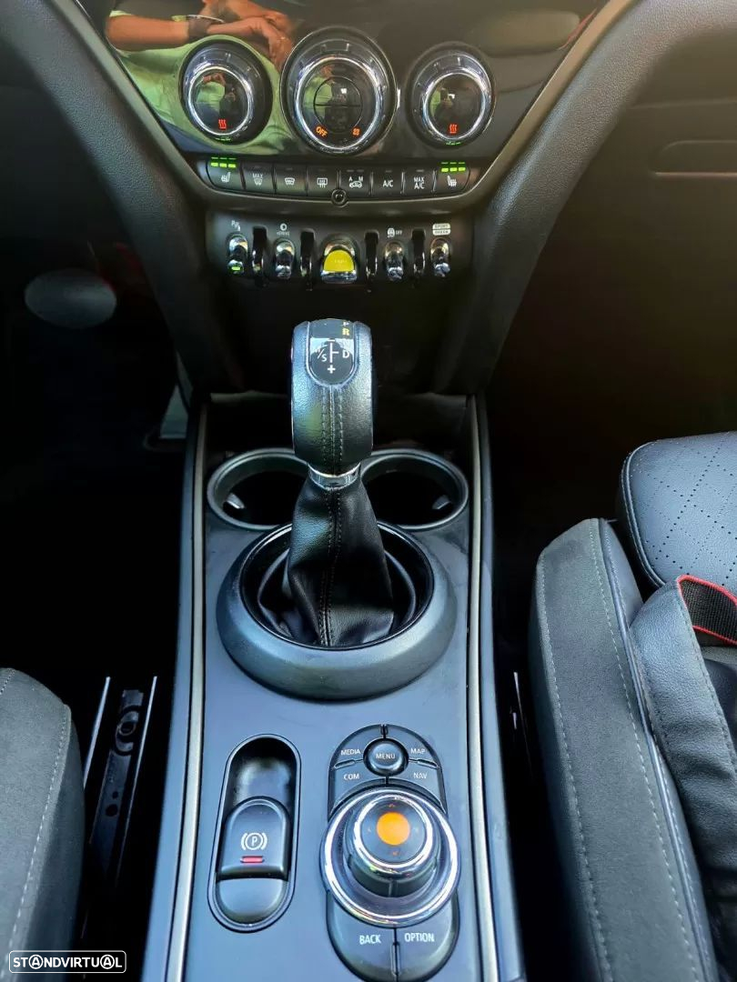 MINI Countryman Cooper SE ALL4 Auto - 17