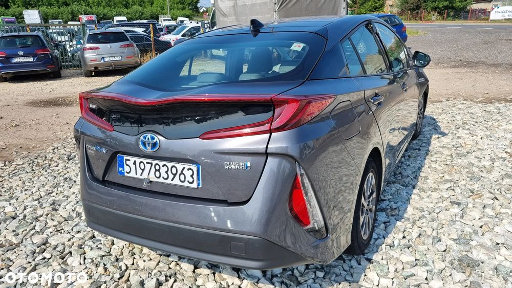 Toyota Prius Hybrid Executive - 6