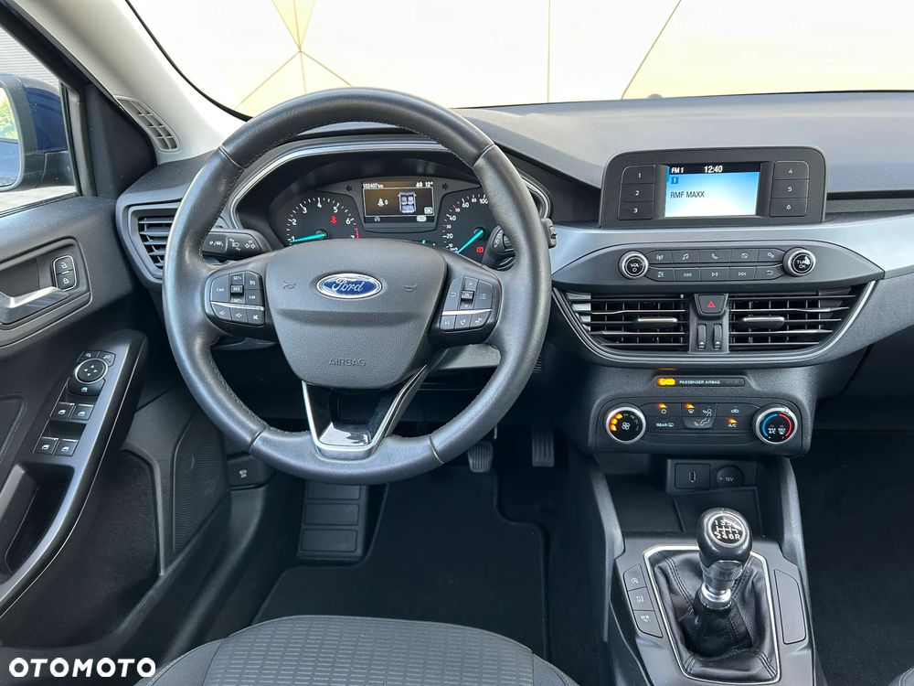 Ford Focus 1.0 EcoBoost Trend - 21