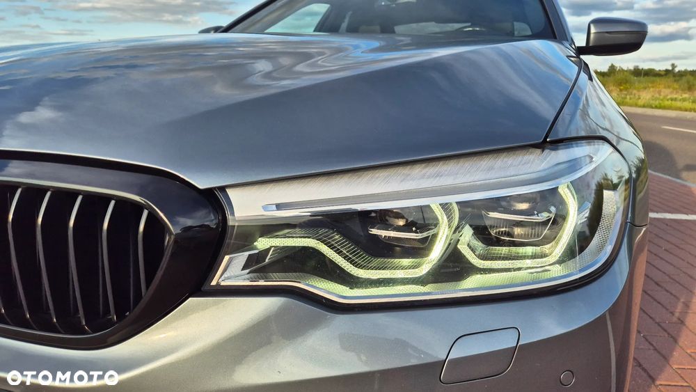 BMW Seria 5 520d xDrive - 8