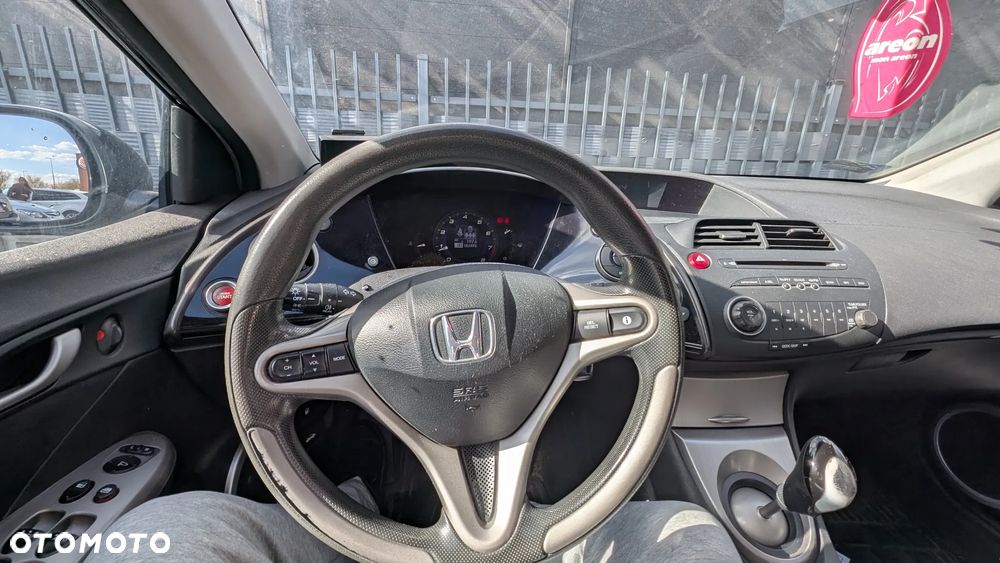 Honda Civic 1.8 Comfort - 13