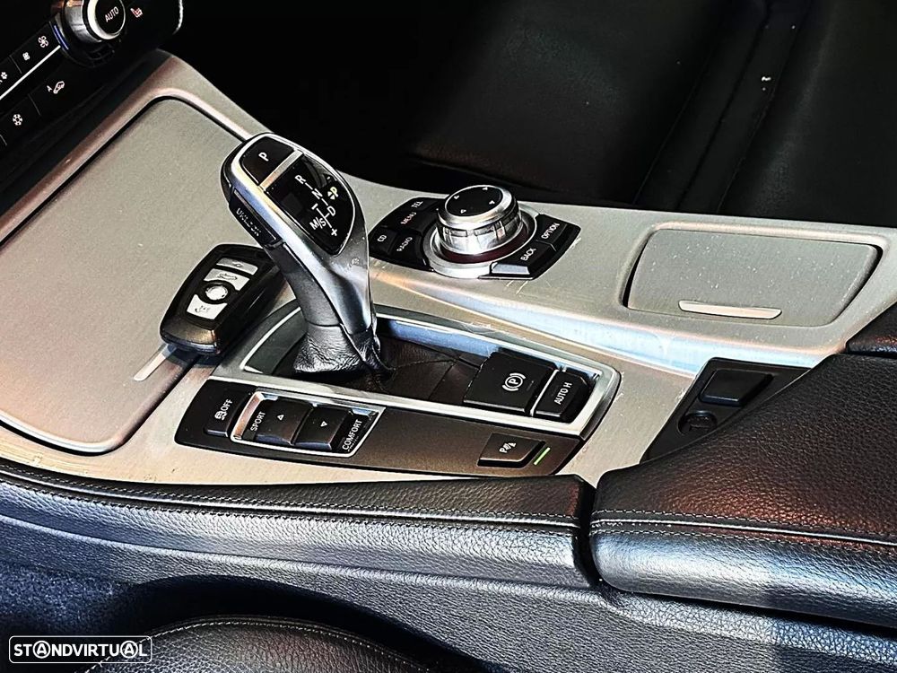 BMW 520 d Pack M Auto - 28