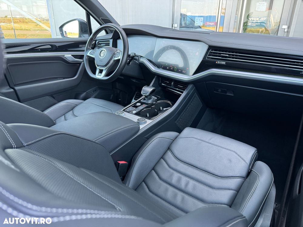 Volkswagen Touareg 3.0 V6 TDI 4Motion DPF Automatik R-Line - 9