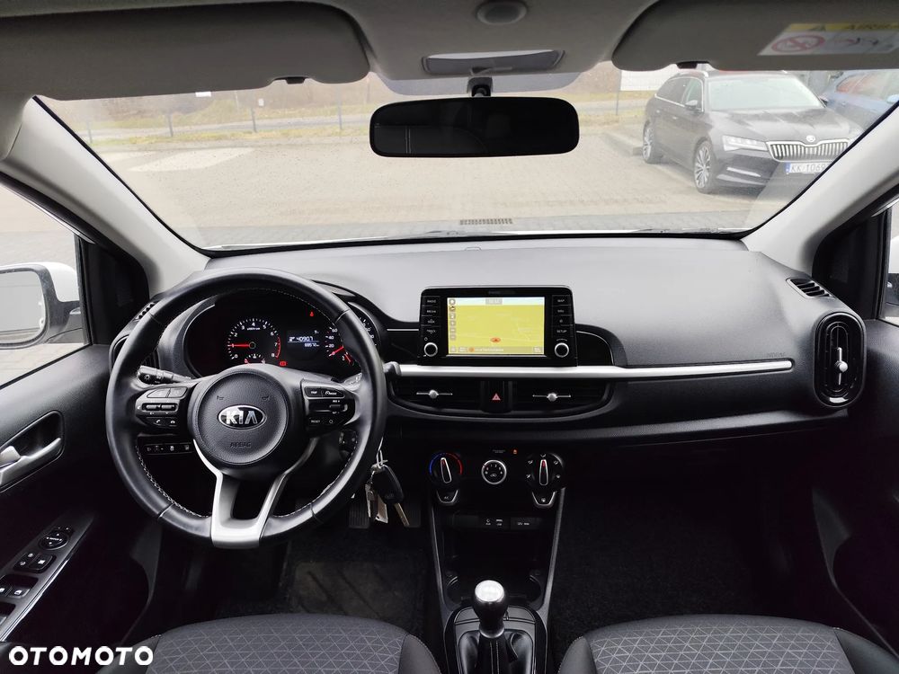 Kia Picanto 1.0 Dream Team Edition - 10