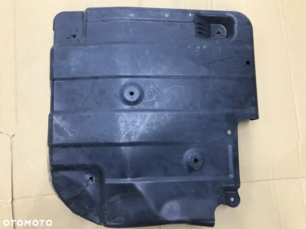 Osłona podwozia Mercedes e-klasa w238 coupe tylna tył a2386931400 - 1