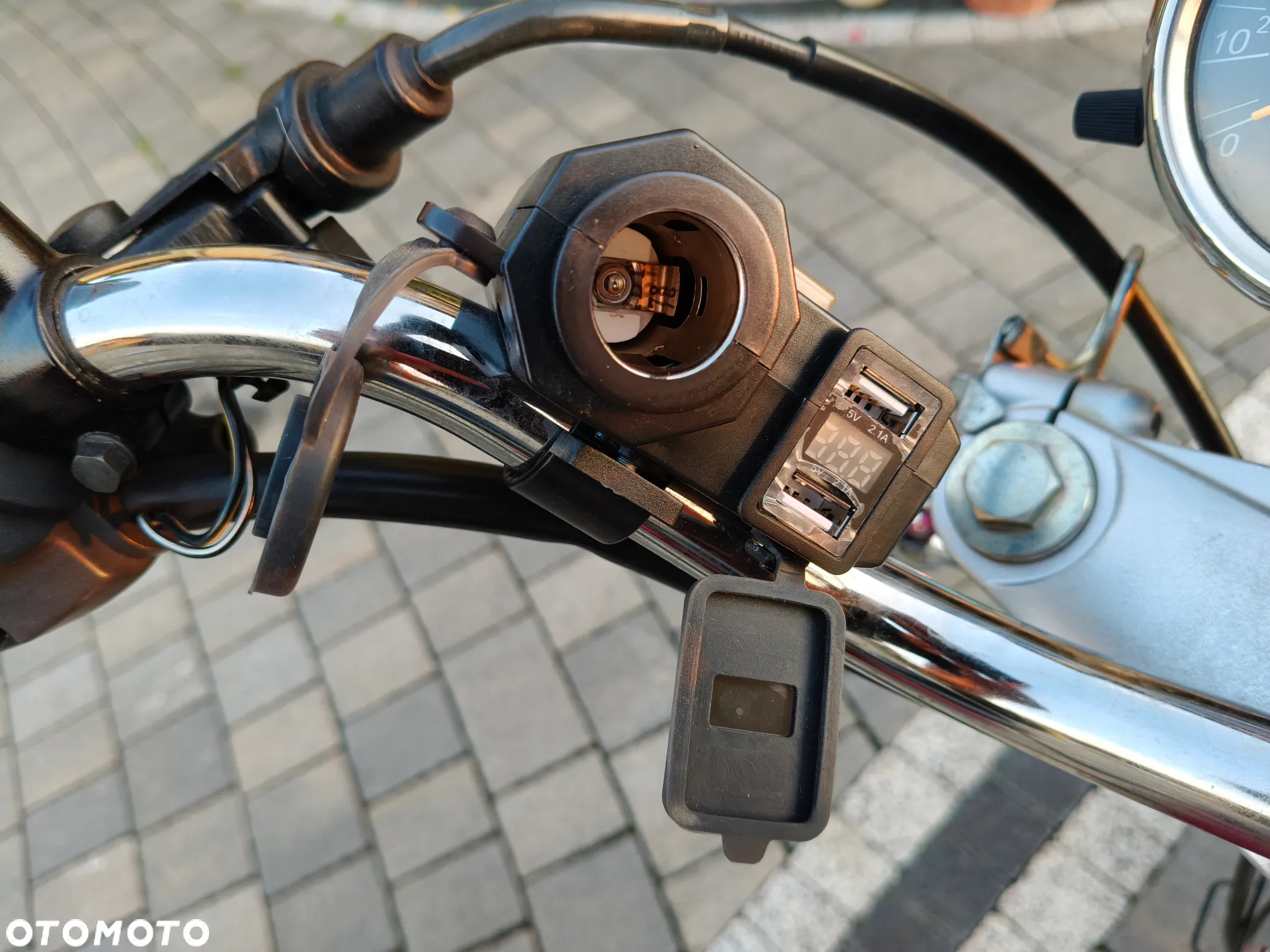 Suzuki RV - 10
