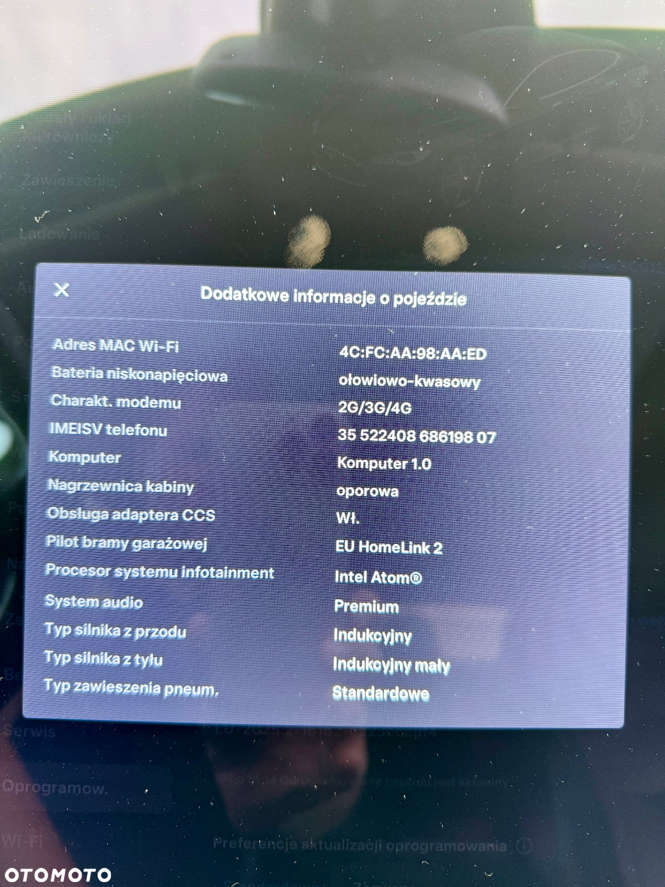 Tesla Model S 85 D - 8