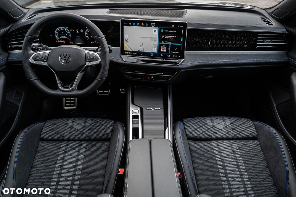 Volkswagen Passat - 16