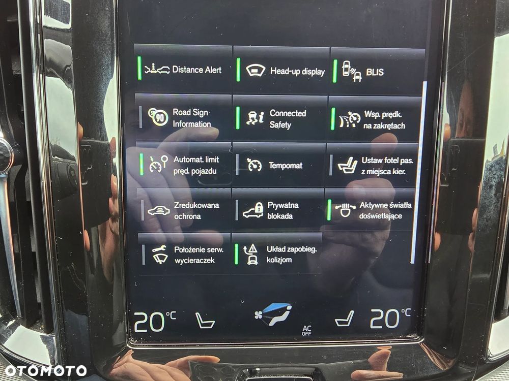 Volvo XC 60 T8 AWD Recharge Geartronic Inscription - 32