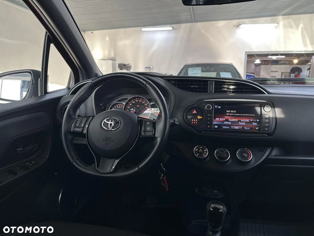 Toyota Yaris 1.33 Selection Passion - 18