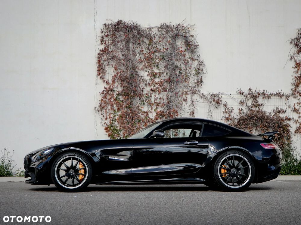 Mercedes-Benz AMG GT - 9