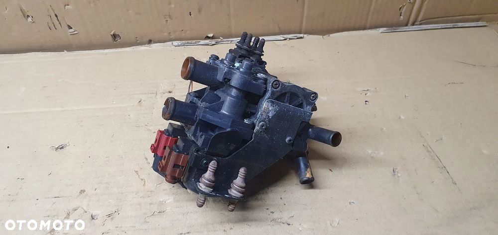 Dodatkowa pompka obiegu wody elektrozawór Audi A8 D3 4.2 TDI 4E0959617C - 6